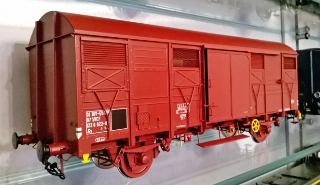 AMJL Couvert G4-2 Permaplex V1D-b.jpg