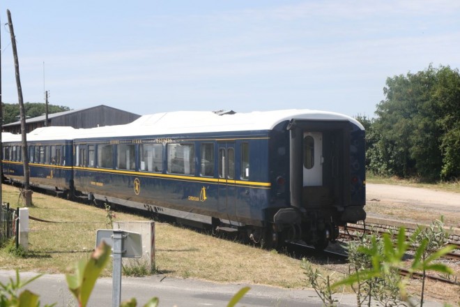 FB8A3101s.jpg