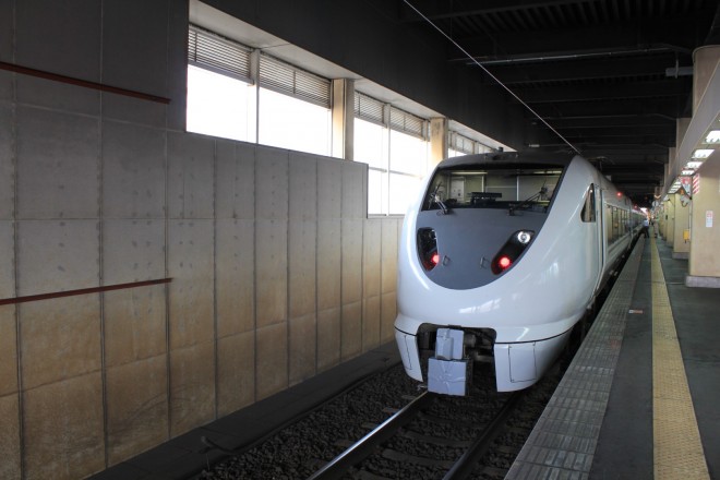 Trains - Kanazawa - Photo 1458 (Grand).jpg