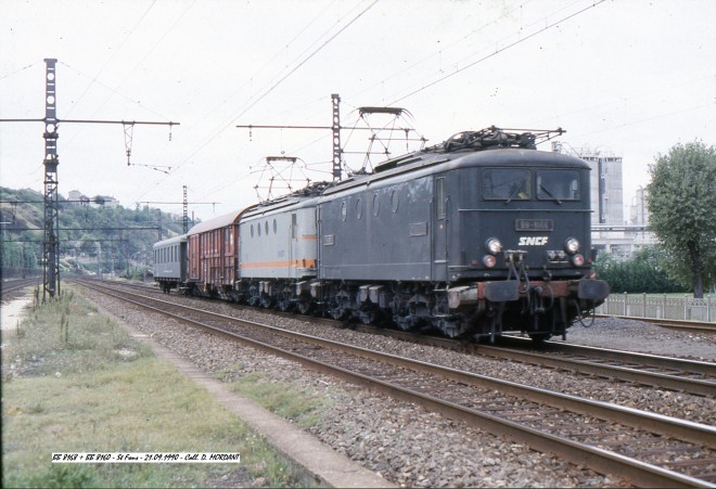 BB 8168 + BB 8160 - St Fons - 21.09.1990.jpg