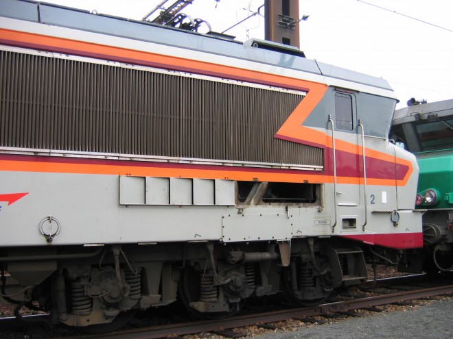 CC 6567 - 2004-12-06 - 004 - EMT Vénissieux - DUCHIRON.P-A. - NUM.JPG