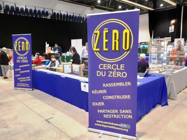 Stand du Cercle RE2021.jpg