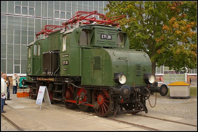 E 71 28 - ex EG 528 Hennigsdorf 18sep2010.jpg