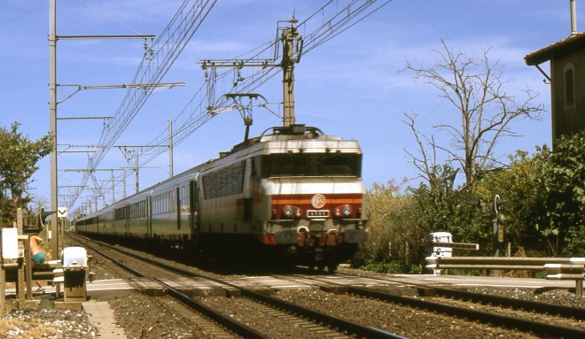 CC 6515 - 08.1988.jpg