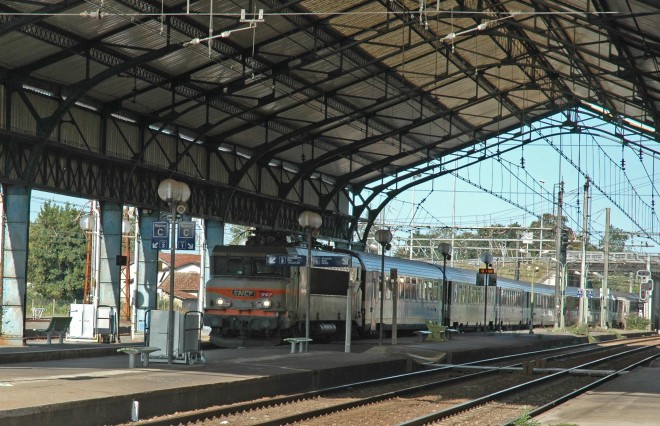PUYOO-Gare-0069brw.jpg