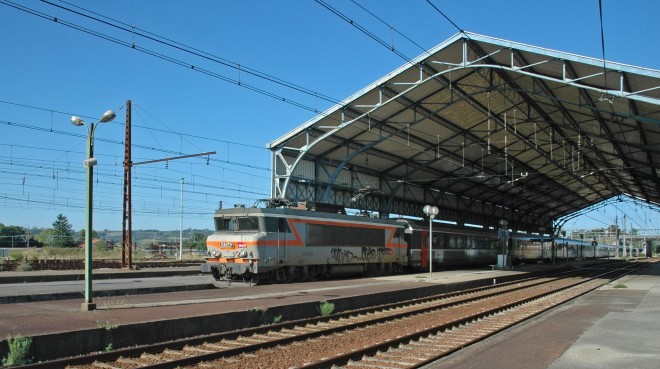 PUYOO-Gare-0072brw.jpg