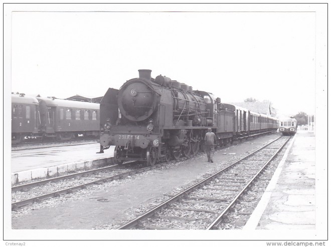 Pacific en gare de Royan.jpg