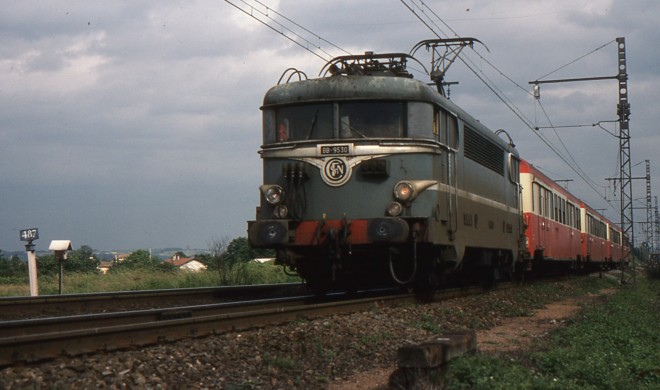 BB 9530 - Quincieux - 07.1980.jpg