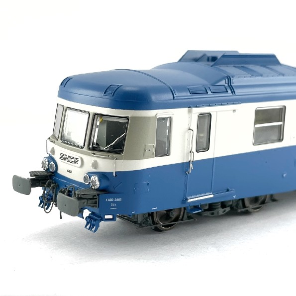 MB164_4.jpg
