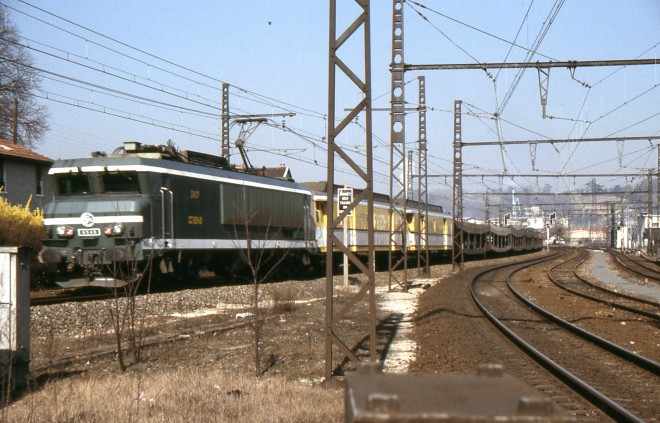 CC 6548 - Collonge au Mont d'Or - 05.1989.jpg