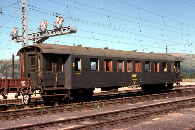 voiture Bastille SNCF.JPG