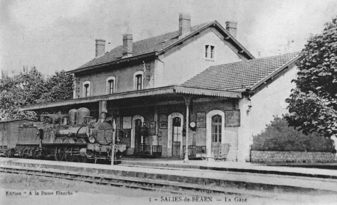 Salies de Béarn-Gare-31w.jpg