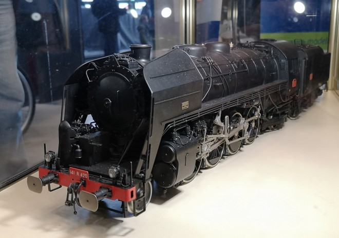 141R420-1.jpg