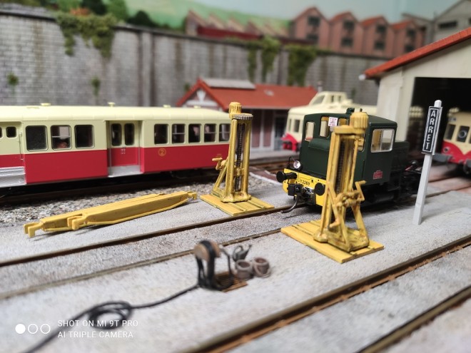 y2200 depot2.jpg