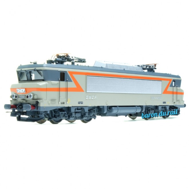 roco-7500043.jpg