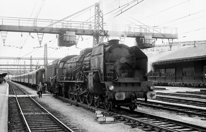 241 P 11.jpg