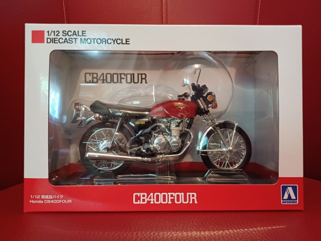 moto miniature honda cb 400 four 06.jpg