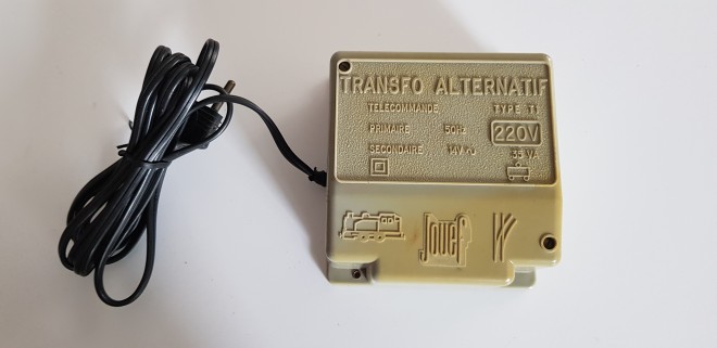 TRANSFO JOUEF 14V AC 02.jpg