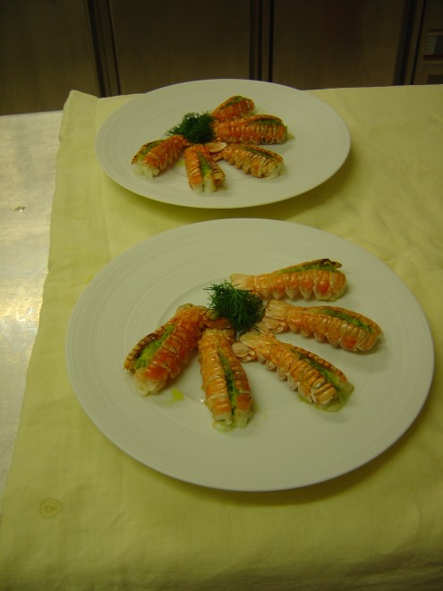 queue de langoustines en carapace.JPG