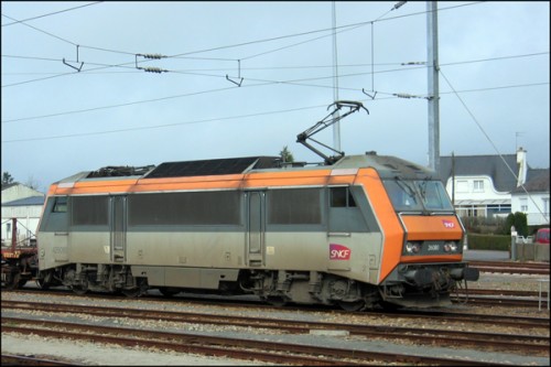 gare-011tn2.jpg