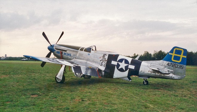 La Ferté-Alais-06 1993-04brw.jpg