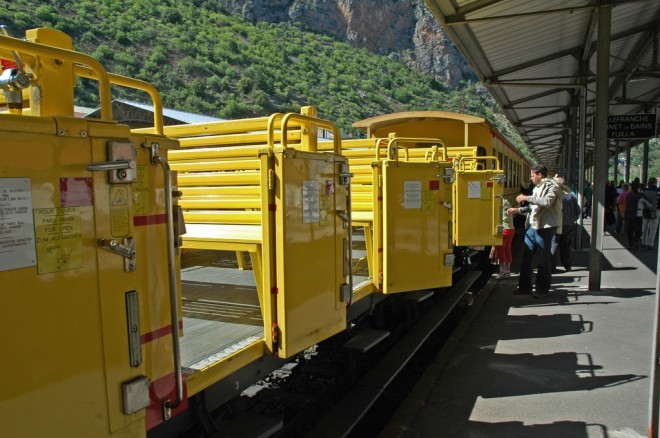 Le Train Jaune-0740bw.jpg