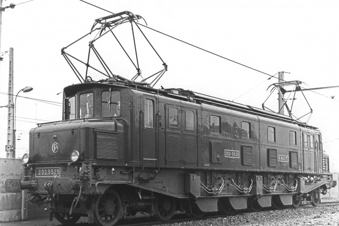 2D2-5525rw.jpg