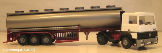 Roskopf 465 R310 citerne vins Alaine 04 reduit.jpg