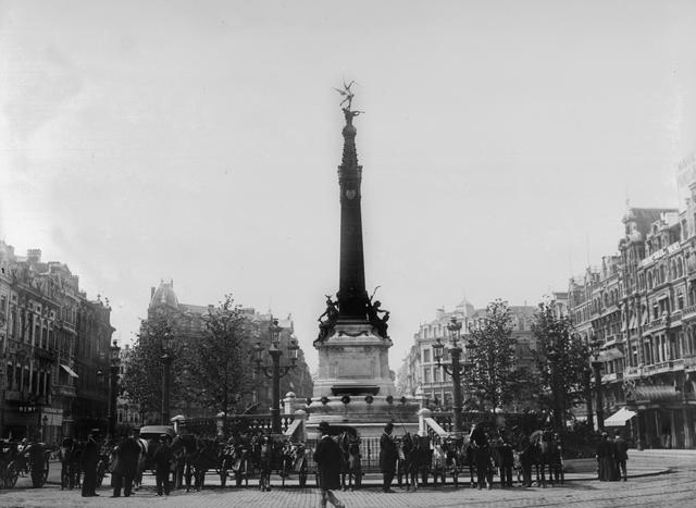 Pllace de Brouckère _1898_.jpg