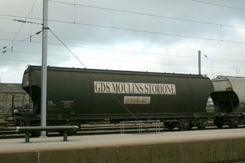 gare-010tn.jpg