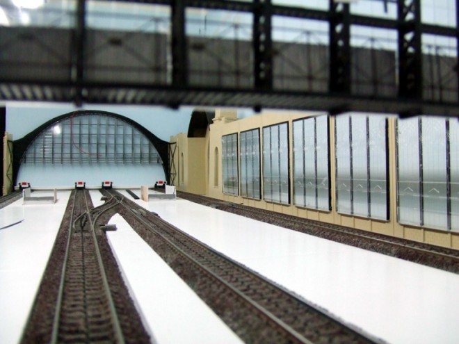 Fondgare01.JPG