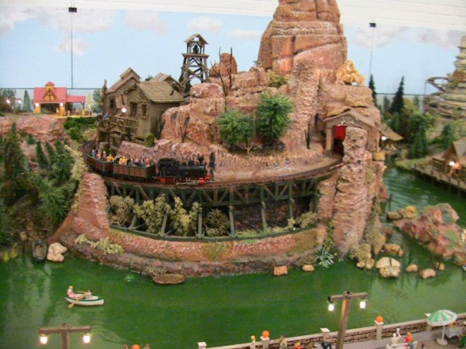 EXPO ORLEANS 11 2010 129 [800x600].jpg