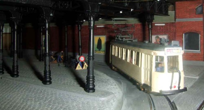 Tram 110226.JPG