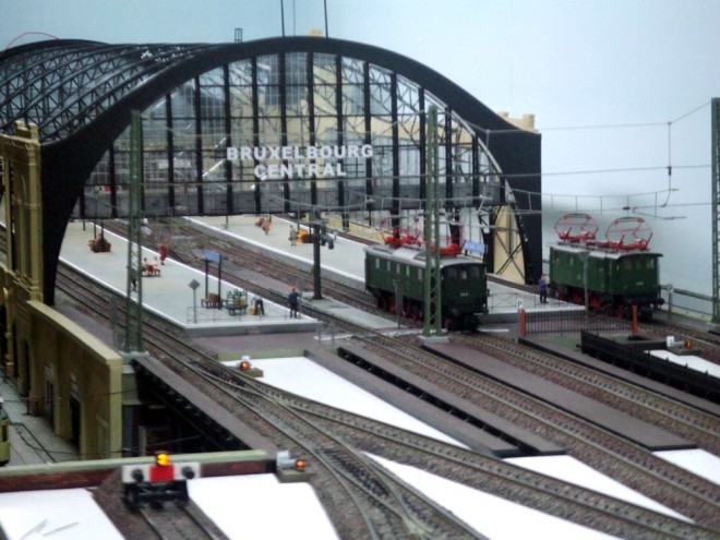 Bruxelbourg Central 110318c.JPG