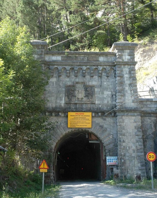 CANFRANC gare-0001rw2.jpg