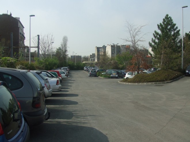 6-les Vallées ancienne gare marchandise.JPG