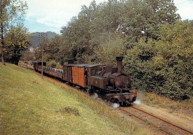 st bonnet avalouze 1962 SORTIE GARE VERS ARGENTAT.jpg