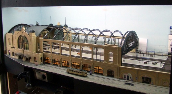 Bruxelbourg - module gare 110412d.JPG