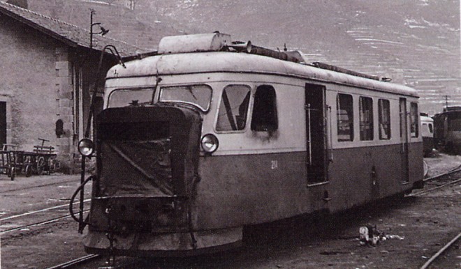 2 autorail Billard  A 150 D 214 - 1940 Le Cheylard 1940 Ph A Nymeyer Col P Béjui S Jarne_redimensionner.jpg
