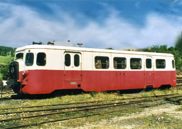 Autorail Billard A 150 D1 CFR (Porte les Val).jpg