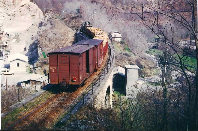 sc00006c03.jpg