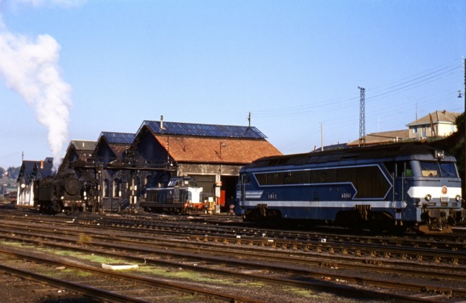 032 Ussel - 1968.09 - 141 TA + BB 66000 + A1A 68060 - Cl.-B. Rossinelli.jpg