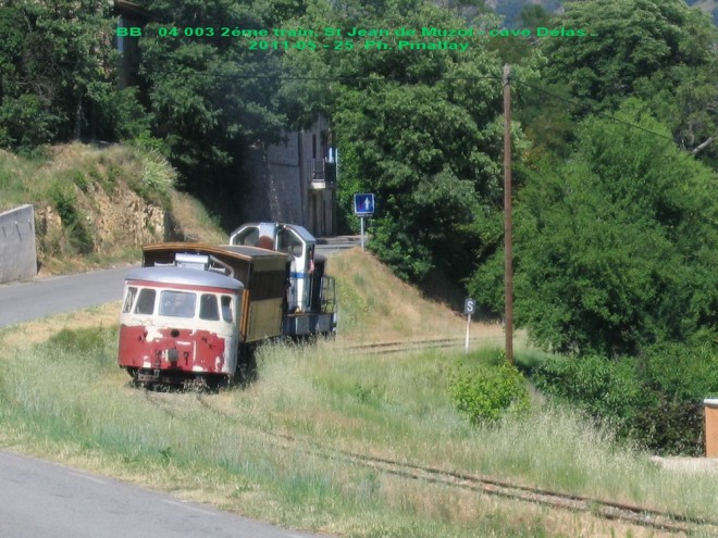 x1 BB 404 1er train 2011-05-25 Ph Pmalfay_5403b_redimensionner.jpg