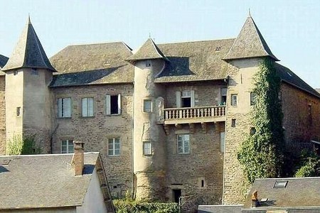 Uzerche senechaussee.jpg