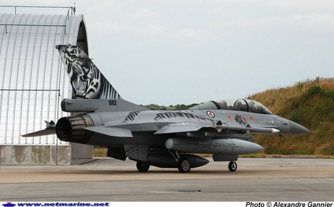 F16 norvégien.jpg