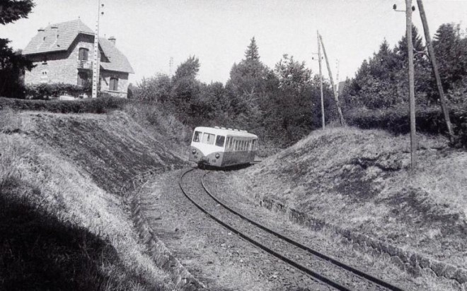 CHAMBOULIVE arrivée VERNEY de TREIGNAC Cliché M SORBIER 1962.JPG