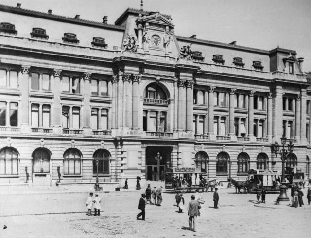poste centrale.jpg