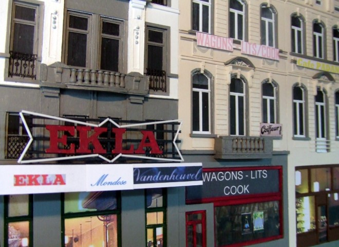 3 façades 110725c.JPG