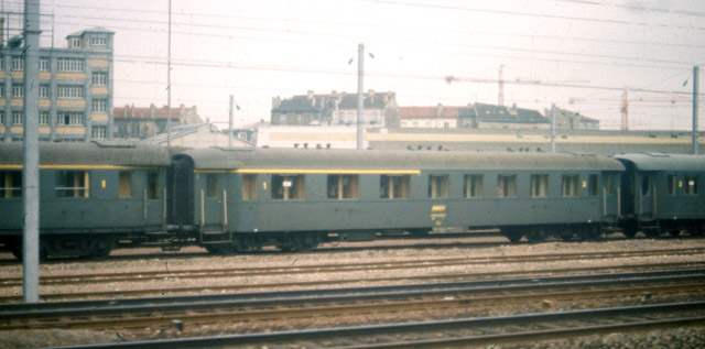 70s-00-014vngr.jpg