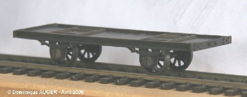 montage chassis 17 Avril 2008 09 extrait.JPG